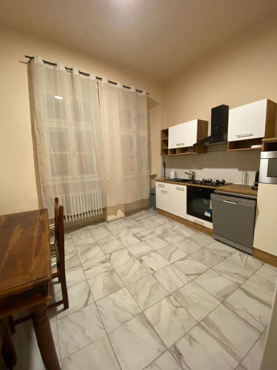 City Apartment Хеб Экстерьер фото